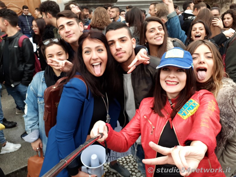 A Cittanova, tutti gli studenti della provincia di Reggio Calabria, uniti per la giornata internazionale dello studente