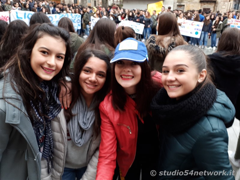 A Cittanova, tutti gli studenti della provincia di Reggio Calabria, uniti per la giornata internazionale dello studente
