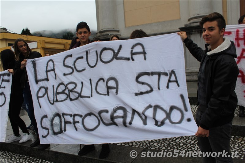 A Cittanova, tutti gli studenti della provincia di Reggio Calabria, uniti per la giornata internazionale dello studente