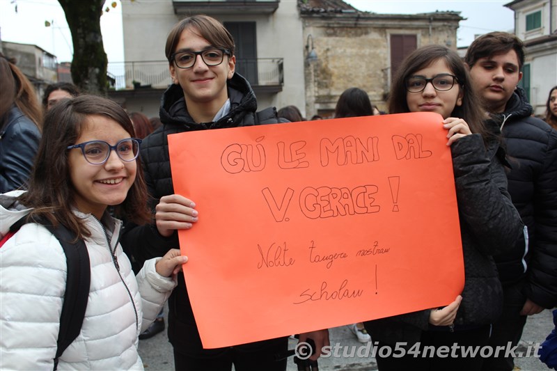 A Cittanova, tutti gli studenti della provincia di Reggio Calabria, uniti per la giornata internazionale dello studente