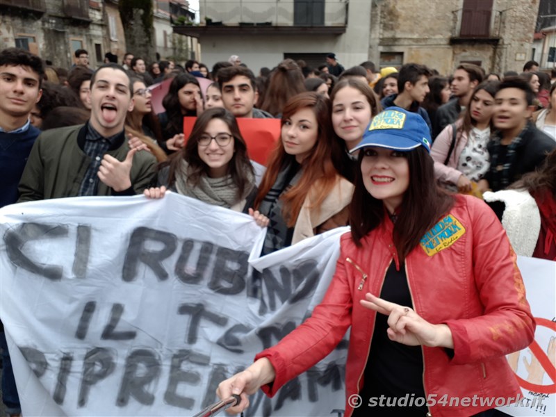 A Cittanova, tutti gli studenti della provincia di Reggio Calabria, uniti per la giornata internazionale dello studente