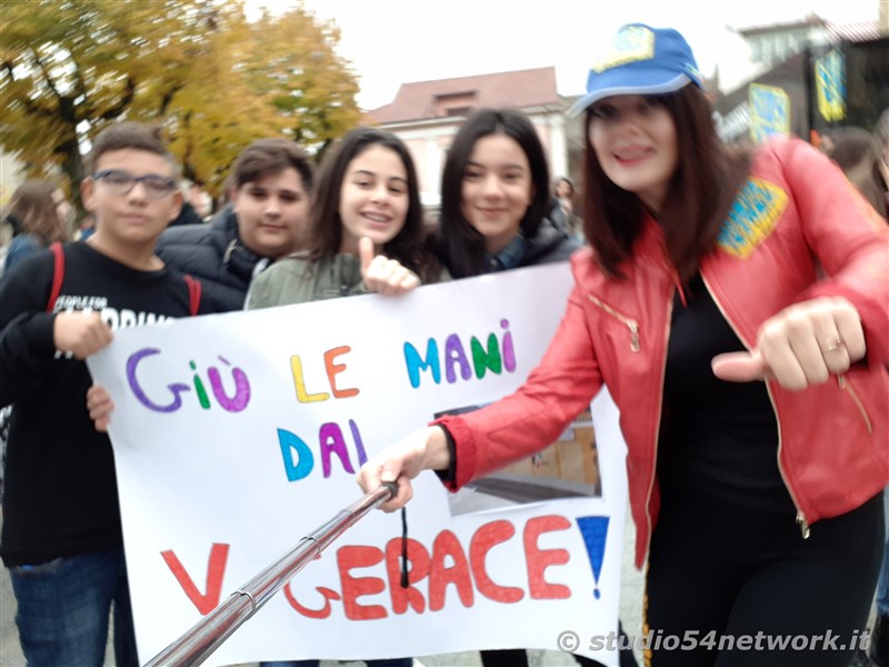 A Cittanova, tutti gli studenti della provincia di Reggio Calabria, uniti per la giornata internazionale dello studente