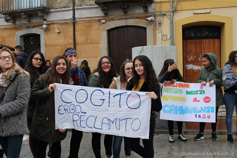 A Cittanova, tutti gli studenti della provincia di Reggio Calabria, uniti per la giornata internazionale dello studente