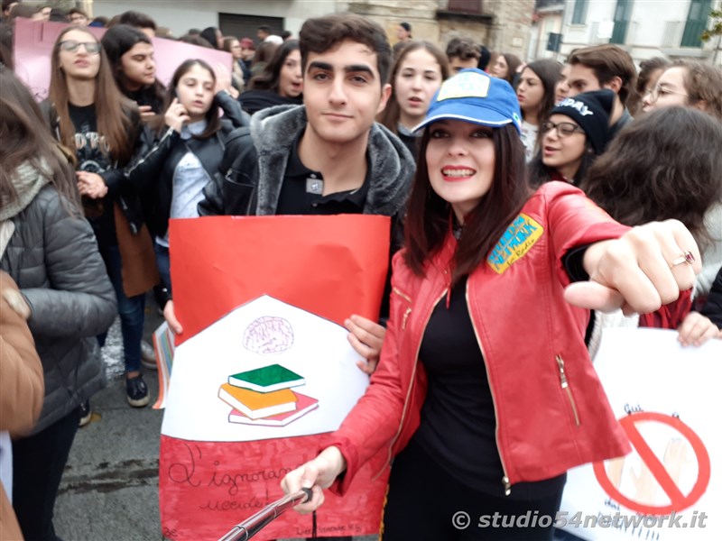 A Cittanova, tutti gli studenti della provincia di Reggio Calabria, uniti per la giornata internazionale dello studente