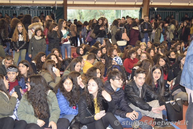 A Cittanova, tutti gli studenti della provincia di Reggio Calabria, uniti per la giornata internazionale dello studente