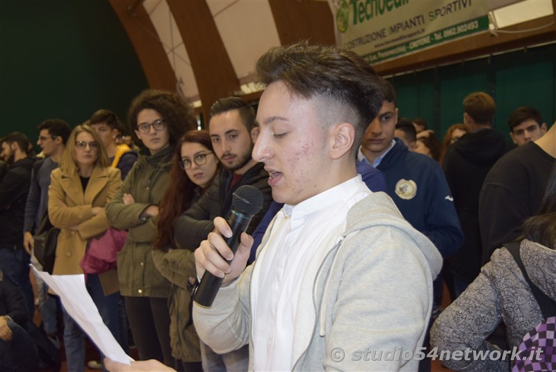 A Cittanova, tutti gli studenti della provincia di Reggio Calabria, uniti per la giornata internazionale dello studente