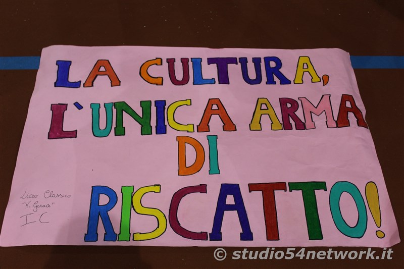 A Cittanova, tutti gli studenti della provincia di Reggio Calabria, uniti per la giornata internazionale dello studente