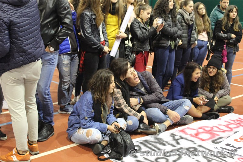 A Cittanova, tutti gli studenti della provincia di Reggio Calabria, uniti per la giornata internazionale dello studente