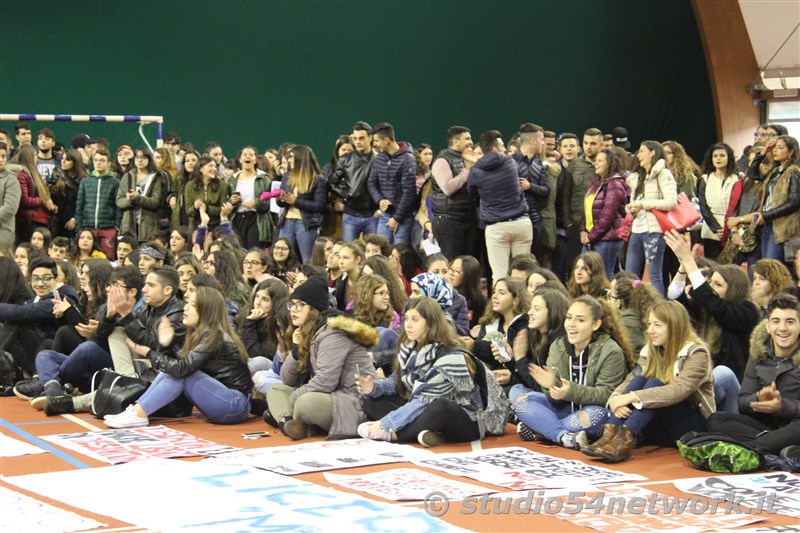 A Cittanova, tutti gli studenti della provincia di Reggio Calabria, uniti per la giornata internazionale dello studente