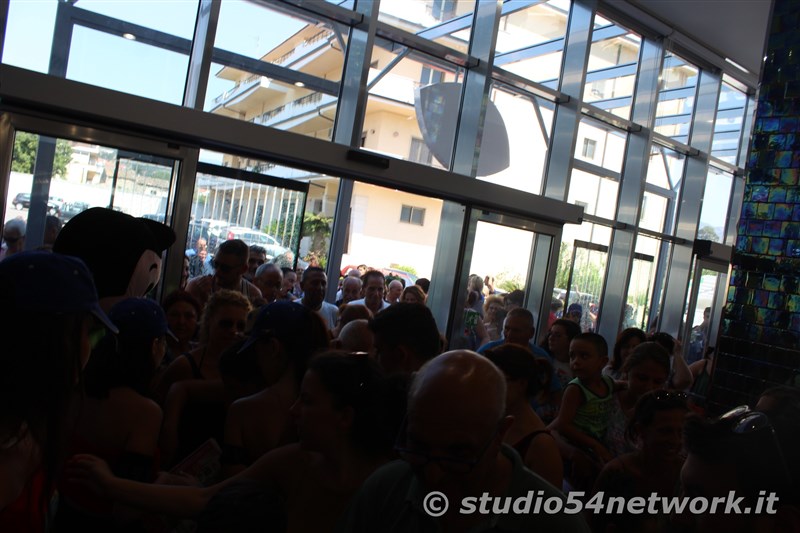 a-gioiosa-jonica-inaugura-pam-superstore-con-studio-54-network-we-love-calabria