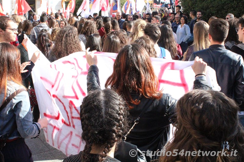 In migliaia a Polistena per difendiamo la Sanit