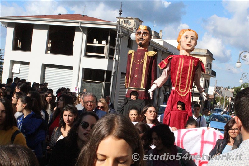 In migliaia a Polistena per difendiamo la Sanit