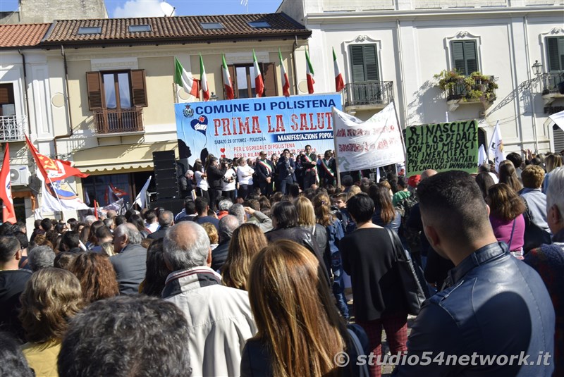 In migliaia a Polistena per difendiamo la Sanit