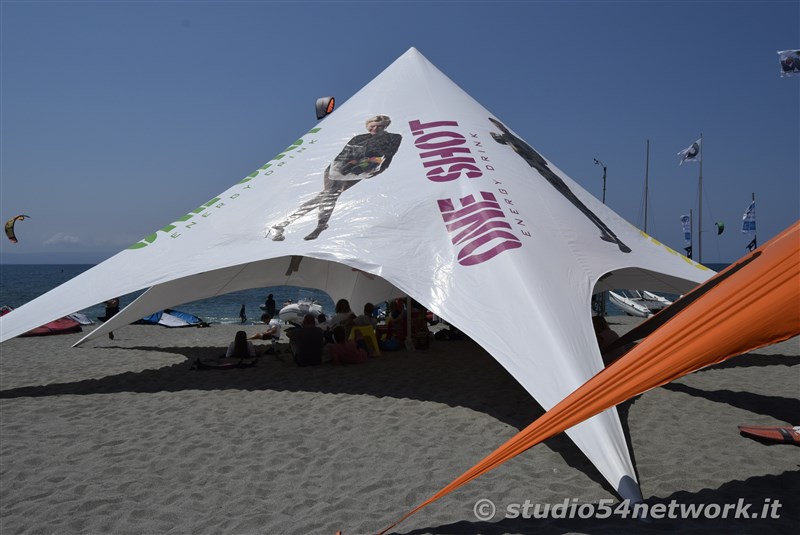 Le finali europee di Kite Surf in Calabria, all'Hangloosebeach. In diretta interregionale solo su Studio54network, 