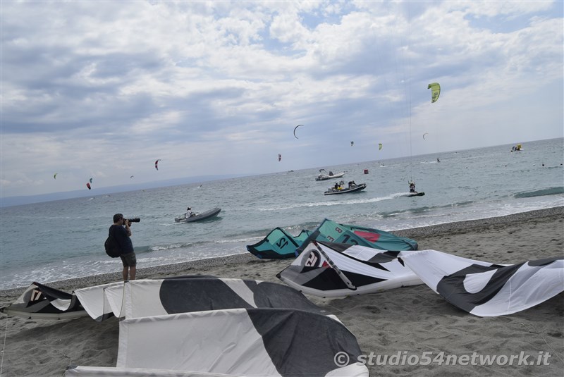 Le finali europee di Kite Surf in Calabria, all'Hangloosebeach. In diretta interregionale solo su Studio54network, 