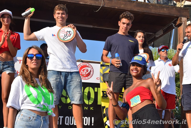 Le finali europee di Kite Surf in Calabria, all'Hangloosebeach. In diretta interregionale solo su Studio54network, 