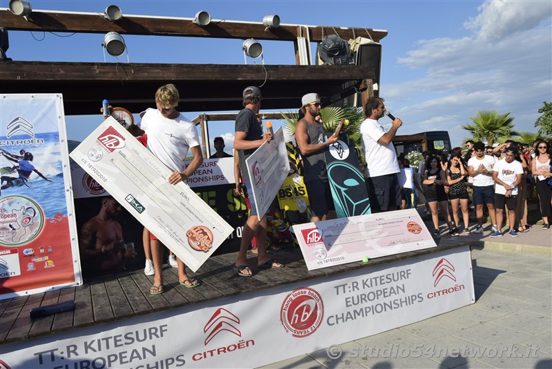 Le finali europee di Kite Surf in Calabria, all'Hangloosebeach. In diretta interregionale solo su Studio54network, 