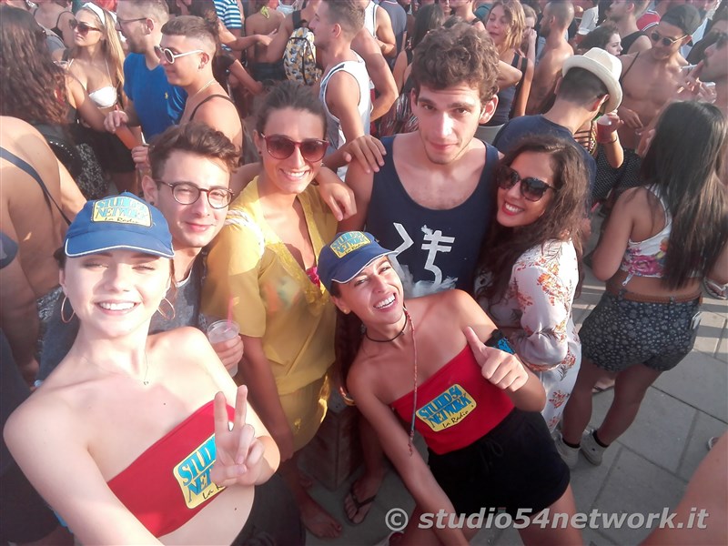 Gizzeria, Happy Sunset all'Hangloosebeach 2017, su Studio54network!