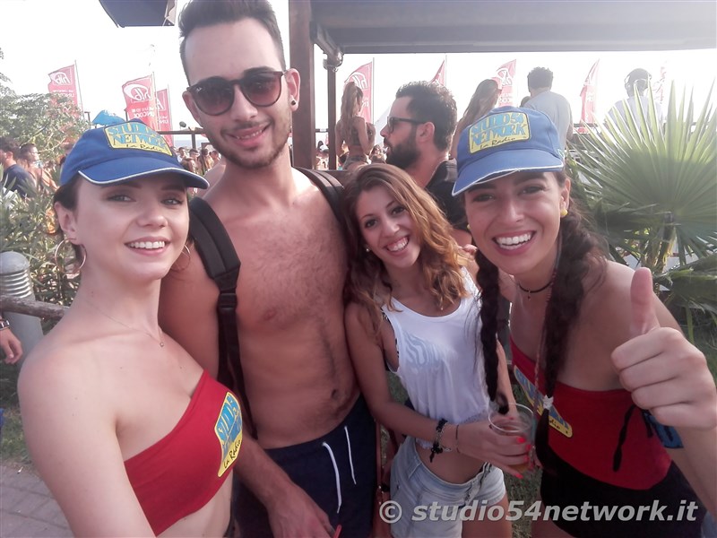 Gizzeria, Happy Sunset all'Hangloosebeach 2017, su Studio54network!