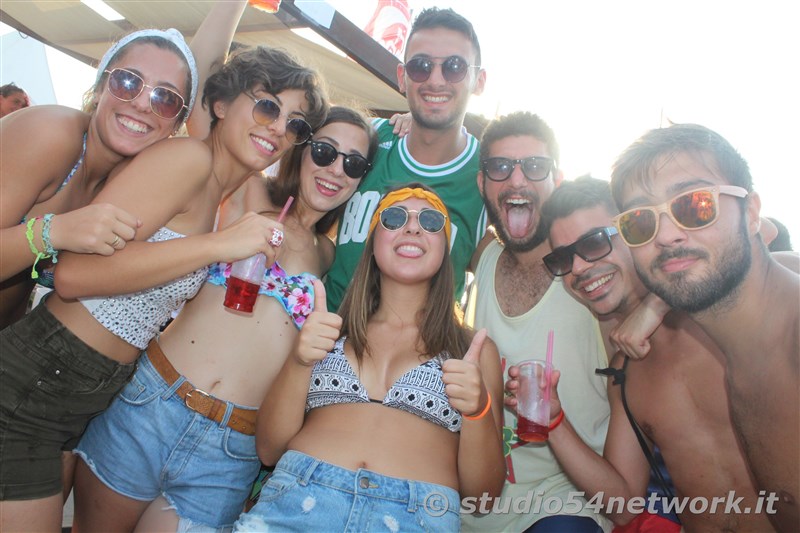 Gizzeria, Happy Sunset all'Hangloosebeach 2017, su Studio54network!