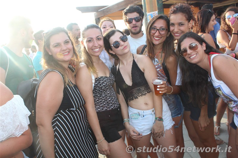 Gizzeria, Happy Sunset all'Hangloosebeach 2017, su Studio54network!