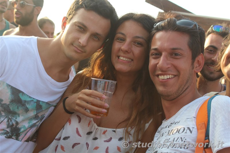 Gizzeria, Happy Sunset all'Hangloosebeach 2017, su Studio54network!