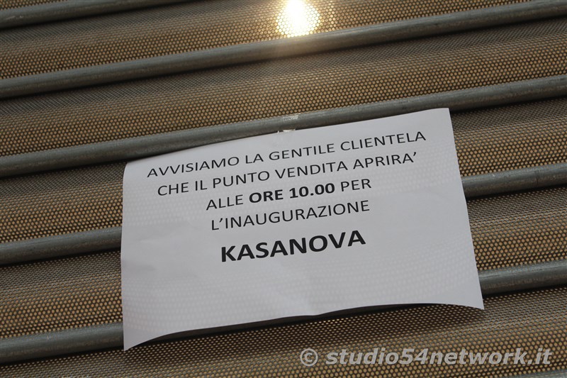 Apre Kasanova, al parco Commerciale La Galleria di Bovalino con  Studio54network.