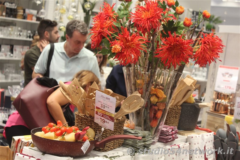 Apre Kasanova, al parco Commerciale La Galleria di Bovalino con  Studio54network.