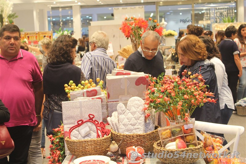 Apre Kasanova, al parco Commerciale La Galleria di Bovalino con  Studio54network.