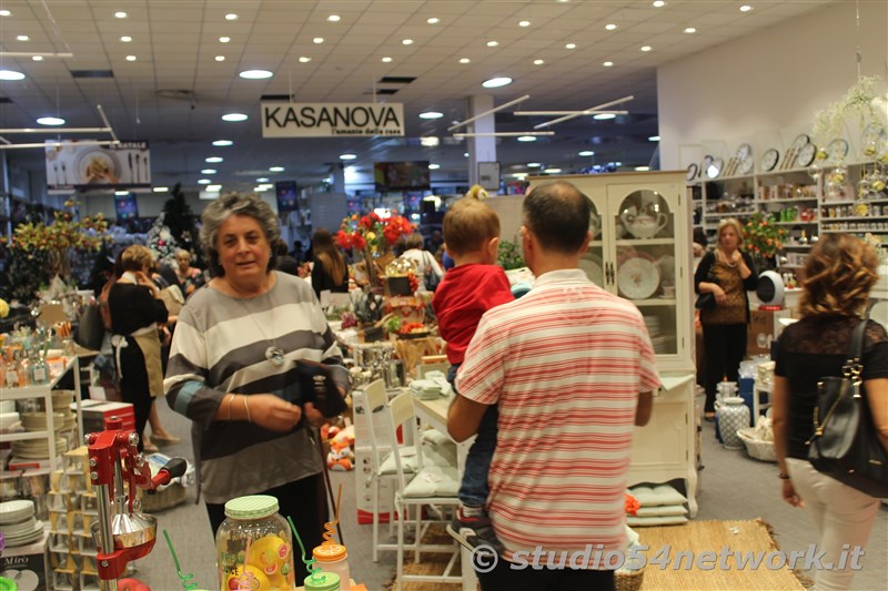 Apre Kasanova, al parco Commerciale La Galleria di Bovalino con  Studio54network.