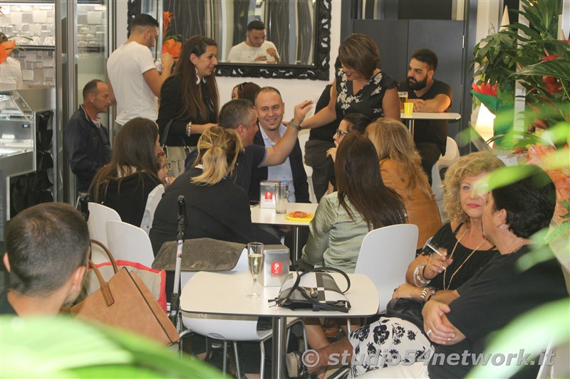 Inaugura Caff del Corso a Caulonia Marina con Studio54network