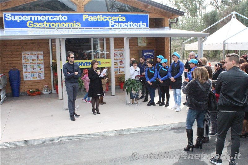 A Gerace apre Punto Risparmio, rosticceria, panetteria, pasticceria, con Studio54network