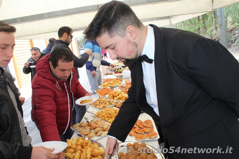 A Gerace apre Punto Risparmio, rosticceria, panetteria, pasticceria, con Studio54network