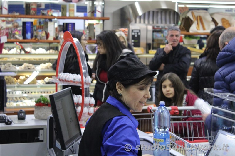 A Gerace apre Punto Risparmio, rosticceria, panetteria, pasticceria, con Studio54network