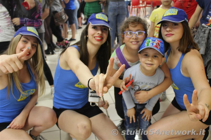 Tredicesimo compleanno al Centro commerciale Peguy, con Alex Belli e Angelo Famao