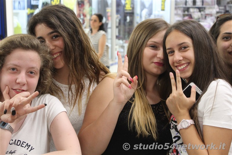 Tredicesimo compleanno al Centro commerciale Peguy, con Alex Belli e Angelo Famao