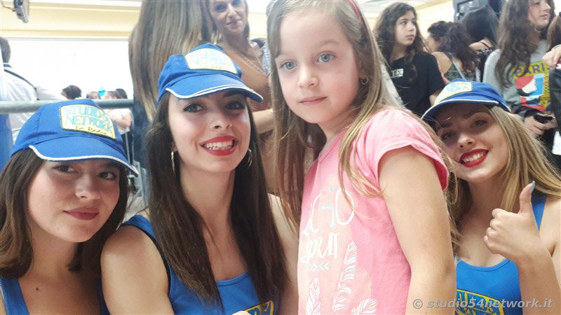 Tredicesimo compleanno al Centro commerciale Peguy, con Alex Belli e Angelo Famao