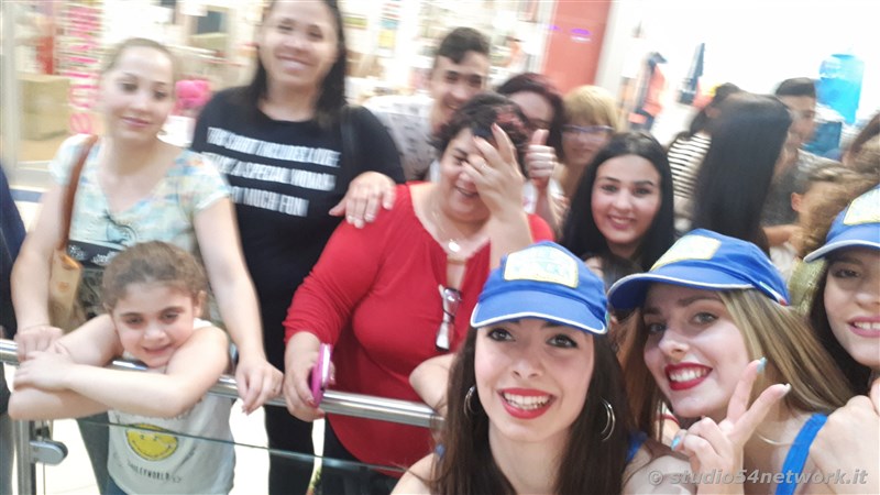 Tredicesimo compleanno al Centro commerciale Peguy, con Alex Belli e Angelo Famao