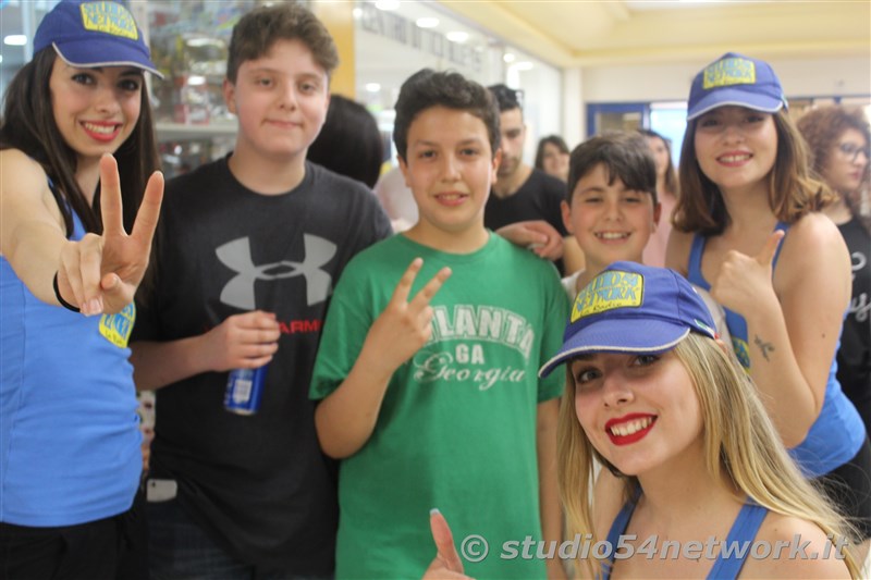 Tredicesimo compleanno al Centro commerciale Peguy, con Alex Belli e Angelo Famao