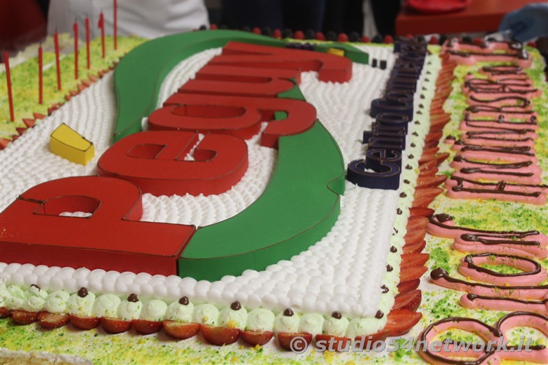 Tredicesimo compleanno al Centro commerciale Peguy, con Alex Belli e Angelo Famao