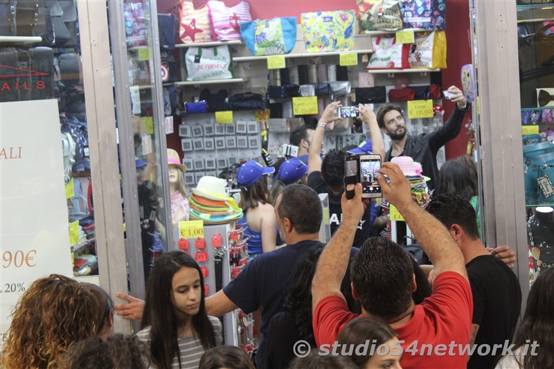 Tredicesimo compleanno al Centro commerciale Peguy, con Alex Belli e Angelo Famao