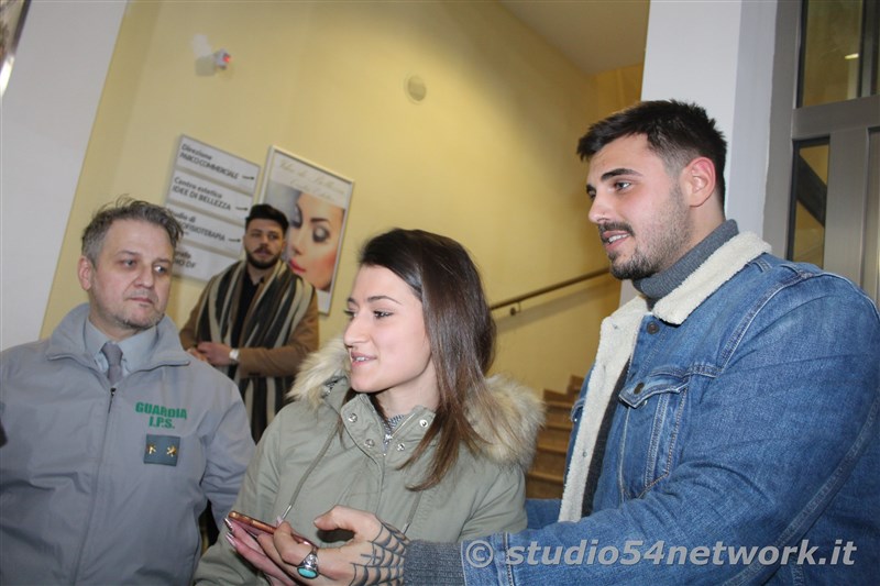 Francesco Monte alla Galleria di Bovalino con Studio54network nella Notte degli Sconti