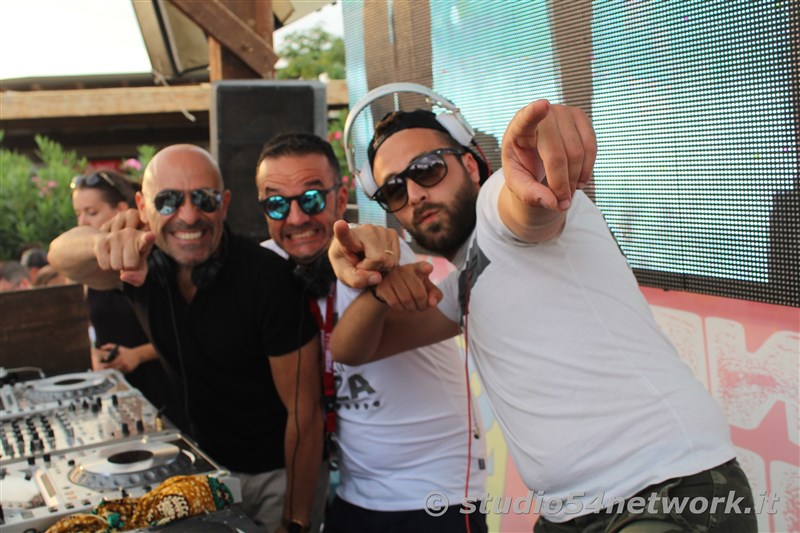 Happy Hour a Gizzeria, nell'Hang Loose Beach, con Studio54network