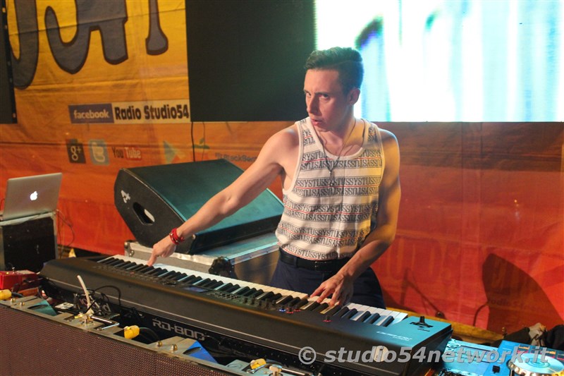 Melicucco Sold Out con lo Studio54Live! Sul palco Shade, Leda Battisti, Federica Carta, 