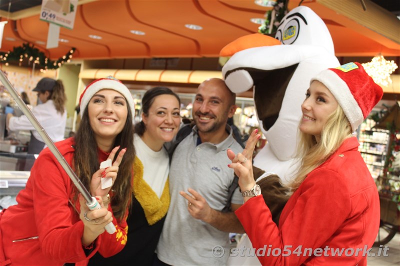 A Bovalino, al Centro Commerciale i Gelsomini,  con Amaro Rupes  gi Natale