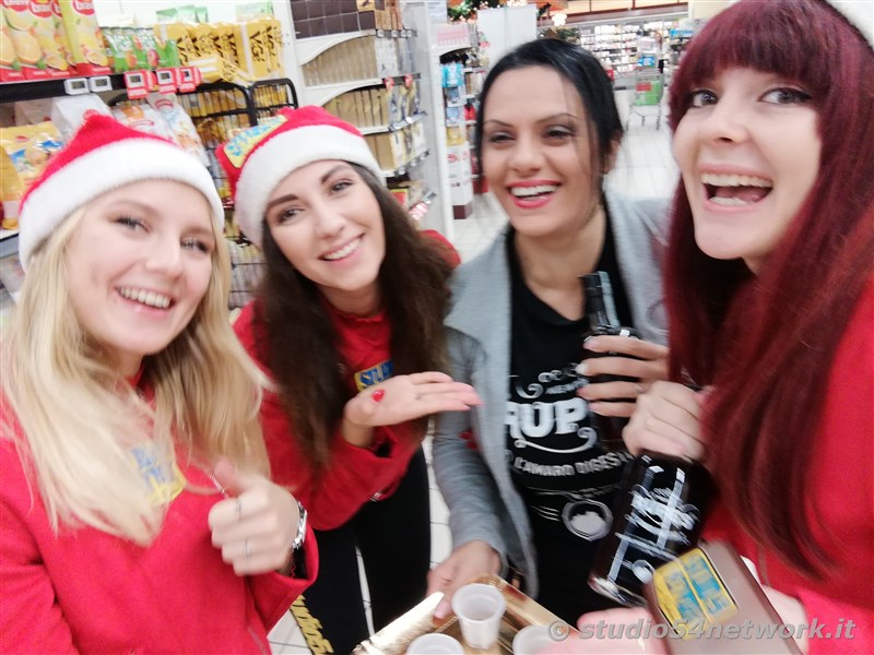 A Bovalino, al Centro Commerciale i Gelsomini,  con Amaro Rupes  gi Natale
