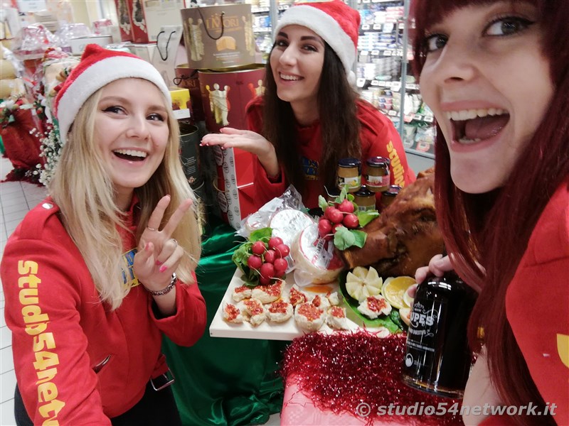 A Bovalino, al Centro Commerciale i Gelsomini,  con Amaro Rupes  gi Natale