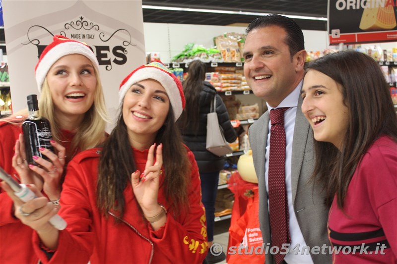 A Bovalino, al Centro Commerciale i Gelsomini,  con Amaro Rupes  gi Natale
