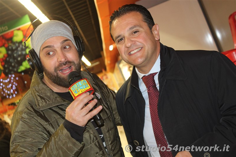 A Bovalino, al Centro Commerciale i Gelsomini,  con Amaro Rupes  gi Natale