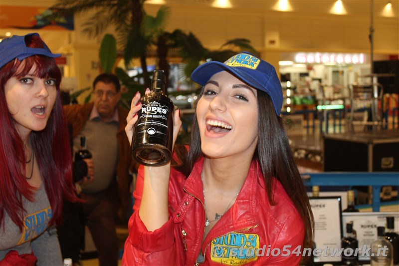 Grande successo per la nuova tappa del Rupes in Tour, al centro commerciale Porto degli Ulivi, con Studio54network